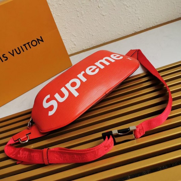 Replica Supreme X LV Purese 5A quality level Red