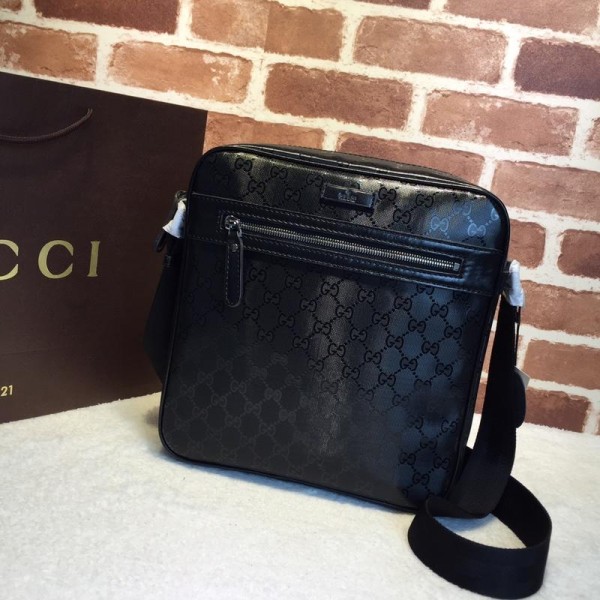 Replica Gucci black glossy messenger bag GC06BM143