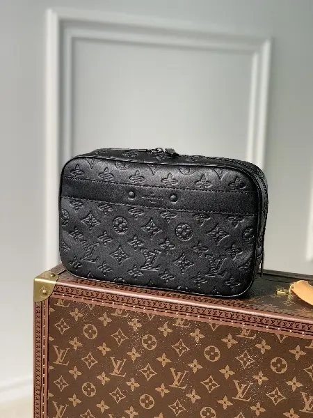 Replica Louis Vuitton 2022 new fashion Small Bags