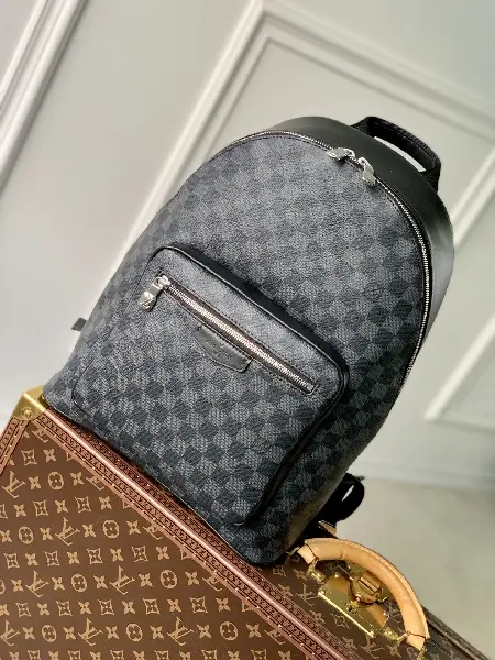 Replica Louis Vuitton 2022 new sling bag