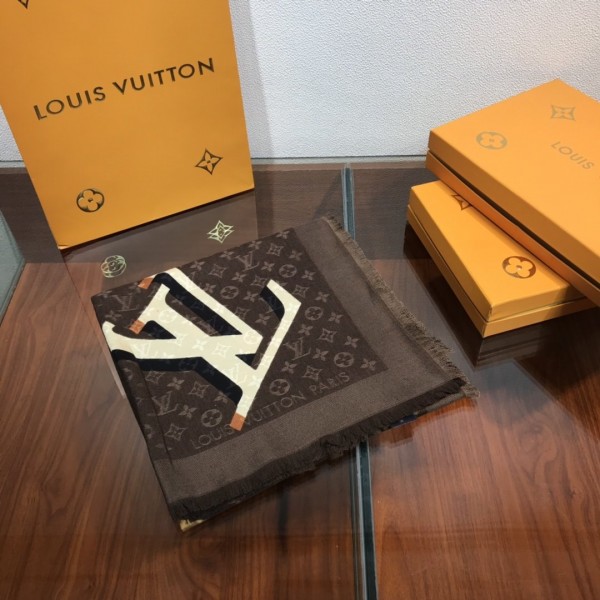 Replica FakeLouis Vuitton Scarf ASS050243 Upadated in 2020.11.10