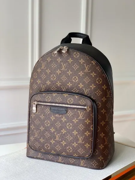 Replica Louis Vuitton 2022 new fashion Backpacks