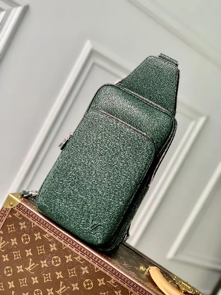 Replica Louis Vuitton 2022 new fashion Backpacks