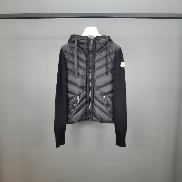 Replica Moncler Down Jacket in Black