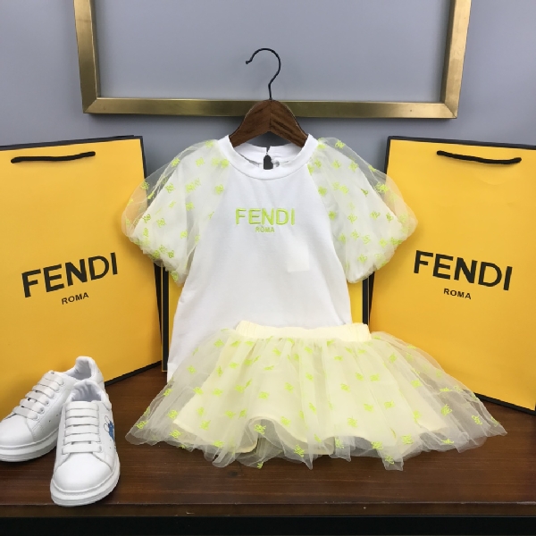 Replica Fendi 2022 Girl's T-Shirt and Skirt Set