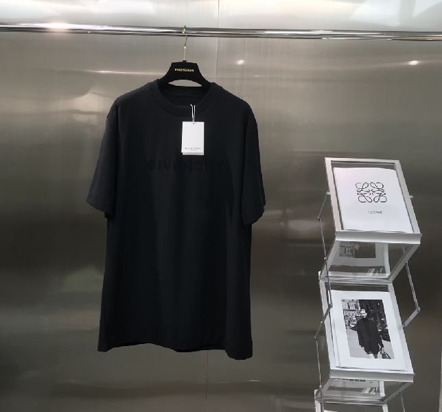 Replica Givenchy 4G LOGO T-shirt