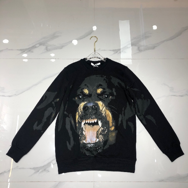 Replica Givenchy Hoodie Rottweiler printed in Black