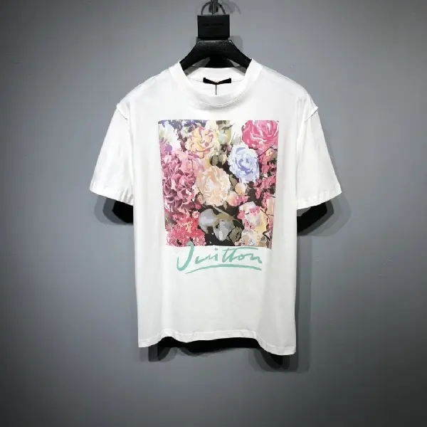 Replica LOUIS VUITTON 2022 New printing T-shirt