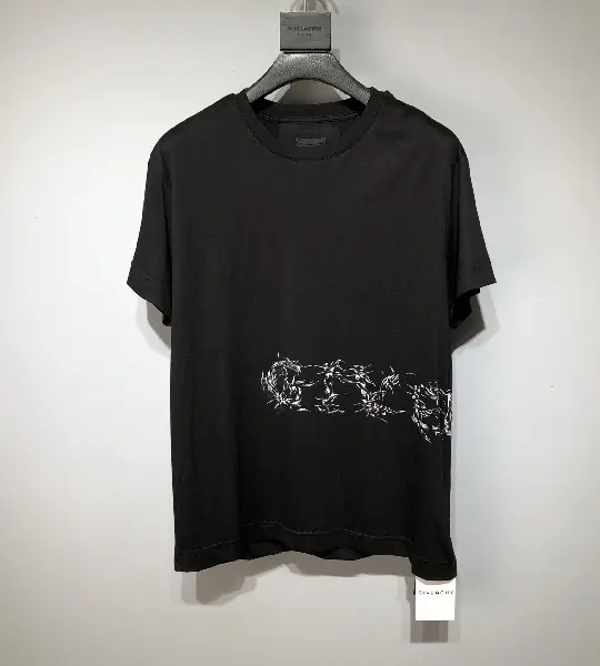 Replica GIVENCHY 2022SS new arrival T-shirt in black