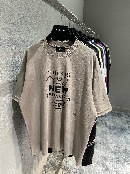 Replica Balenciaga T-Shirt This is Not in Cream