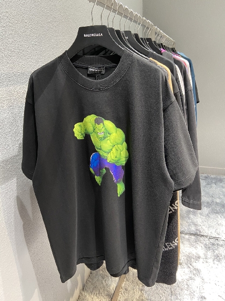 Replica Balenciaga T-Shirt Hulk?2021marvel Layered