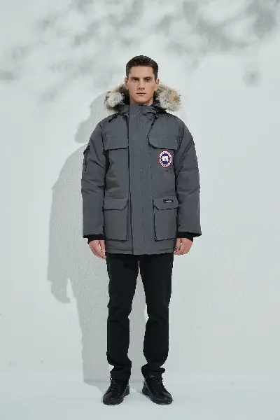 Replica CANADA GOOSE 2022 new down jacket DJ1021128