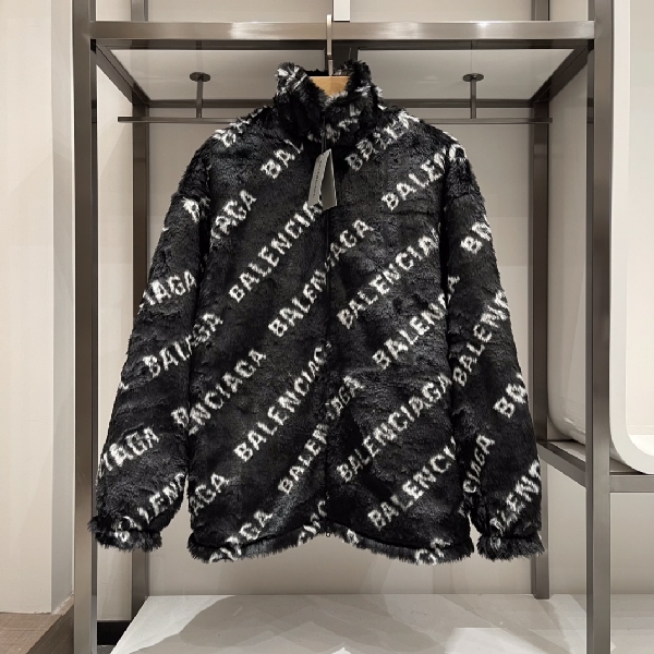 Replica Balenciaga Down Jacket Puffer in Black