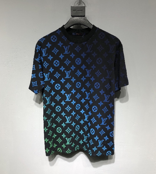 Replica LV 2022SS new T-shirt