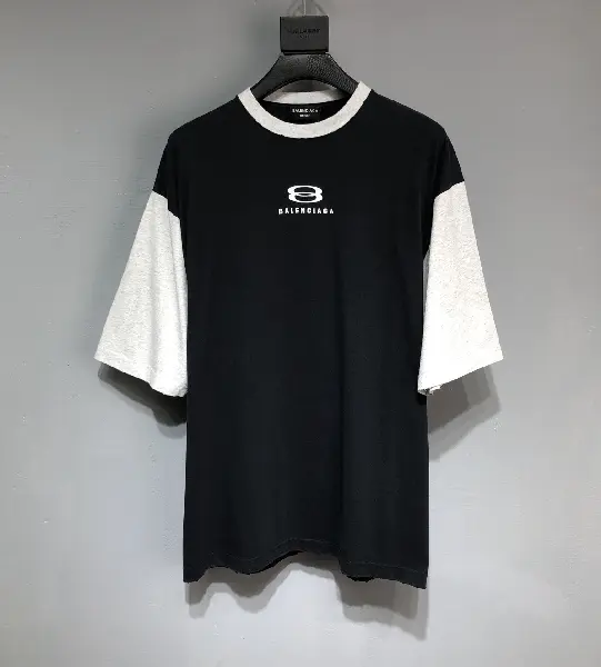 Replica BALENCIAGA 2022SS new arrival T-shirt in black