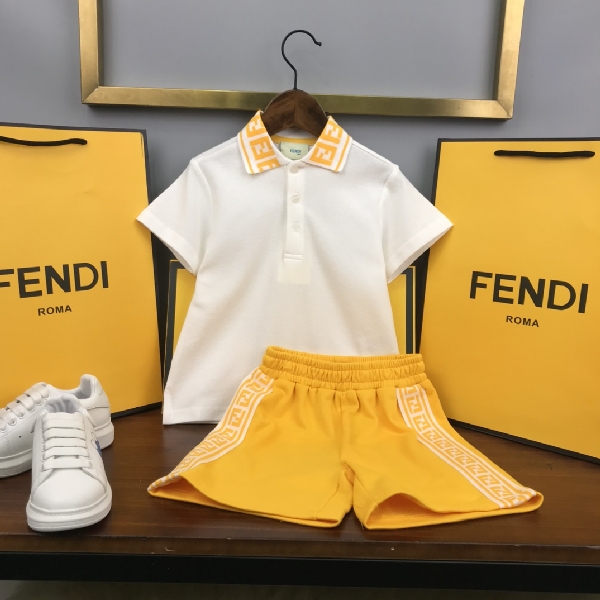 Replica Fendi 2022 Children T-shirt and Shorts Set