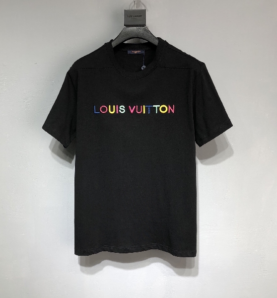 Replica LV 2022SS new T-shirt