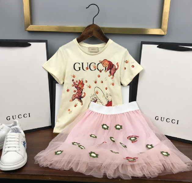 Replica Gucci 2022 Girl's T-shirt and Skirt Set