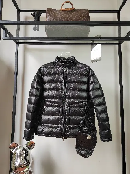 Replica Moncler top quality down jacket TS22927171