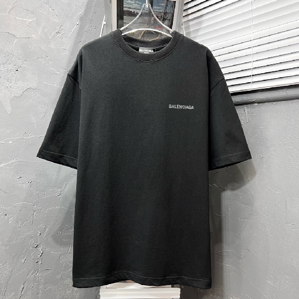 Replica BALENCIAGA 2022 new arrival T-shirt