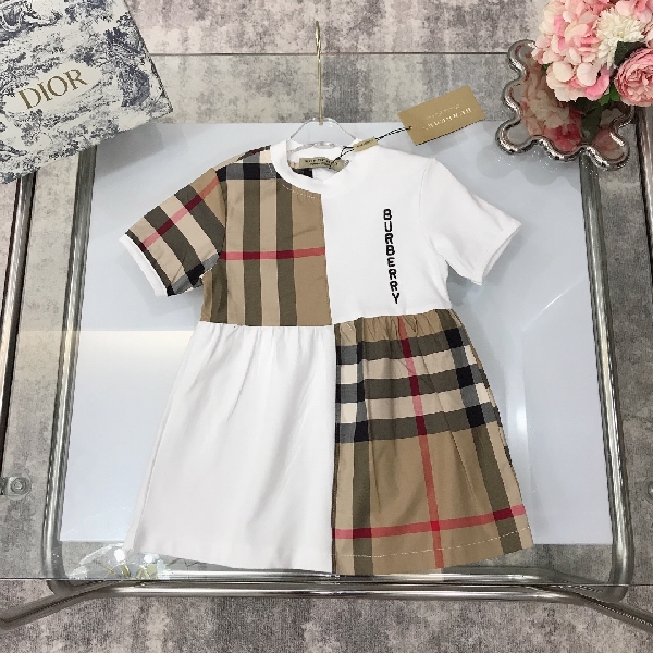 Replica Burberry 2022 Classic Girl Color matching Dress