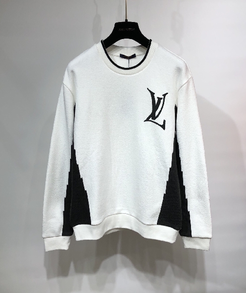 Replica Louis Vuitton Sweatshirt LVSE LV Embossed Crewneck