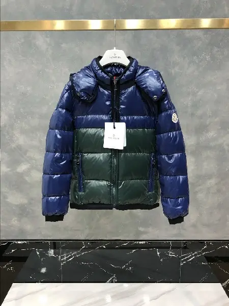 Replica Moncler Down Jacket in Blue