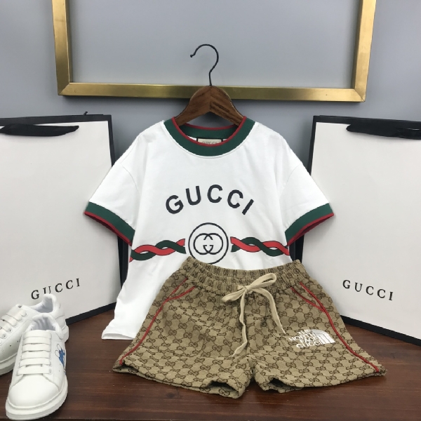 Replica Gucci 2022 Children's T-Shirt and Shorts Set