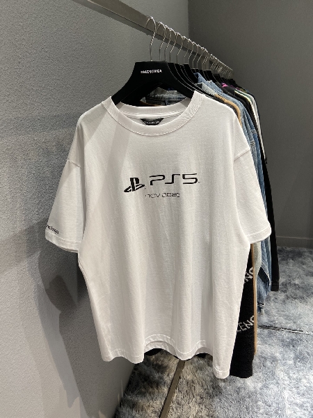 Replica Balenciaga T-Shirt Playstation? Boxy