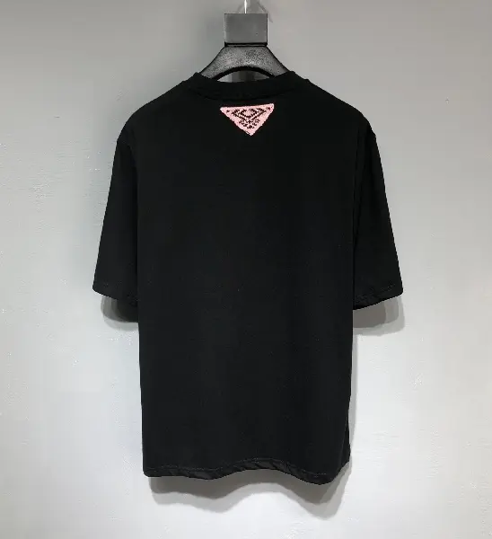 Replica PRADA 2022SS fashion T-shirt in black