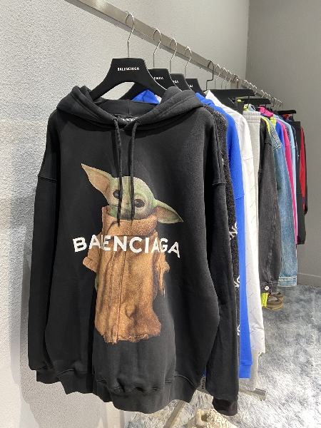 Replica Balenciaga Hoodie Printed in Black