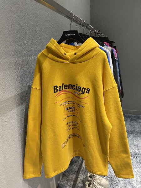 Replica Balenciaga Hoodie Logo Medium Fit in Yellow