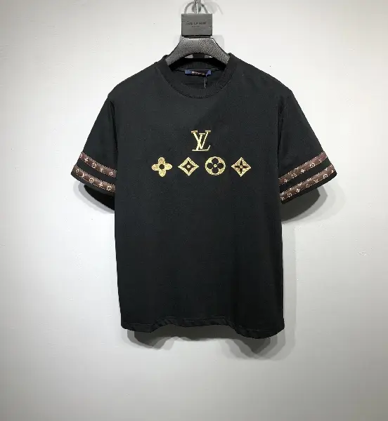 Replica LOUIS VUITTON 2022 New Monogram T-shirt