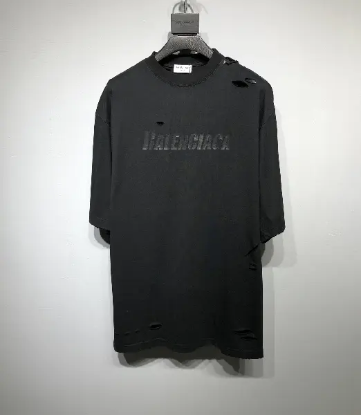 Replica BALENCIAGA 2022SS fashion T-shirt in black