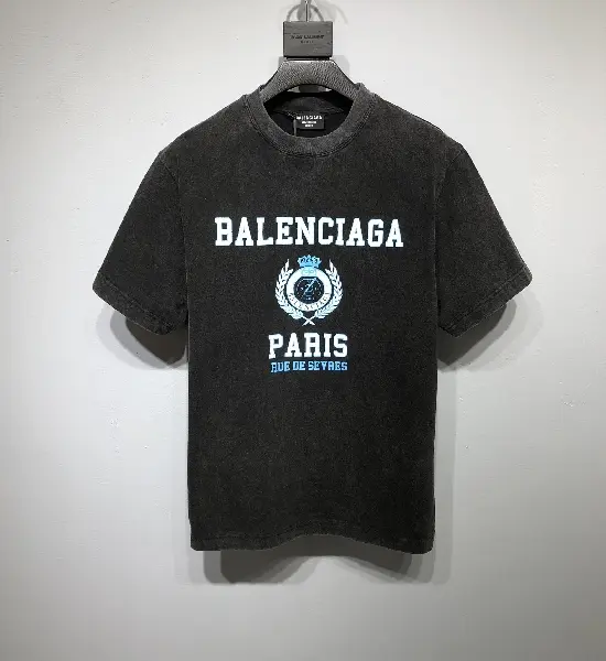 Replica BALENCIAGA 2022SS fashion T-shirt in black