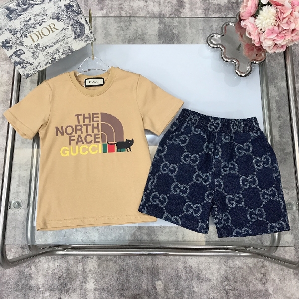 Replica Gucci 2022 Children's T-Shirt and Shorts Set