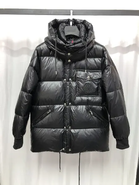 Replica Moncler 2022 new down jacket DJ1021038