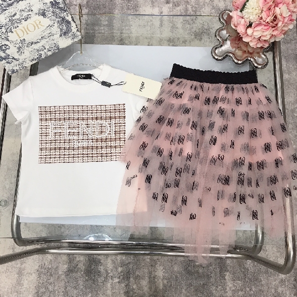 Replica Fendi 2022 Girl's T-Shirt and Skirt Set