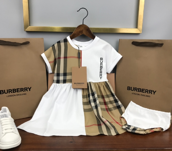 Replica Burberry 2022 New Splicing grid Dress