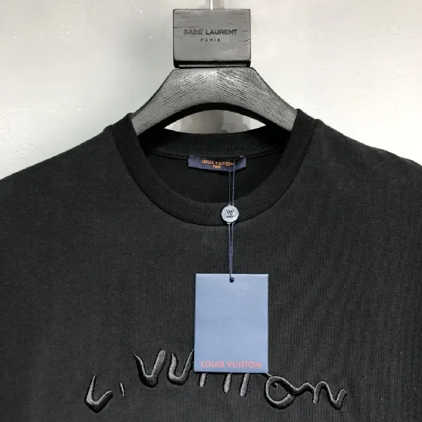 Replica LOUIS VUITTON 2022 New Logo Printing T-shirt