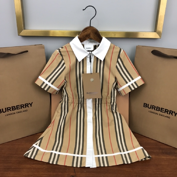 Replica Burberry 2022 New Girl Stripe Dress