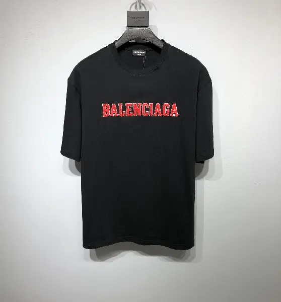 Replica BALENCIAGA 2022SS fashion T-shirt in black