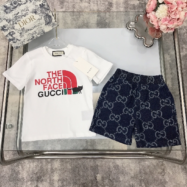 Replica Gucci 2022 Children's T-Shirt and Shorts Set