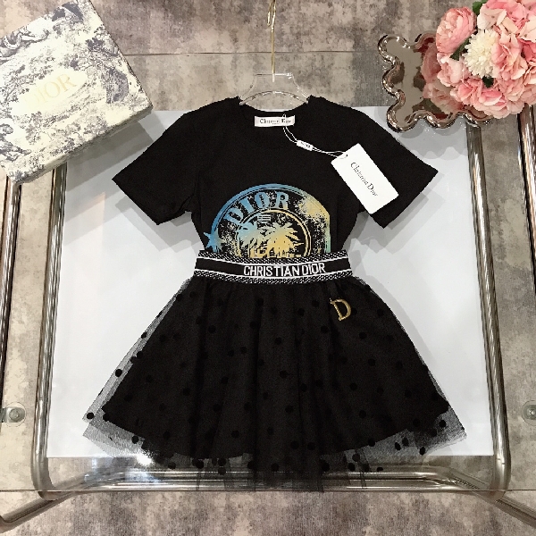 Replica Dior 2022 New Girl's T-shirt & Skirt Set