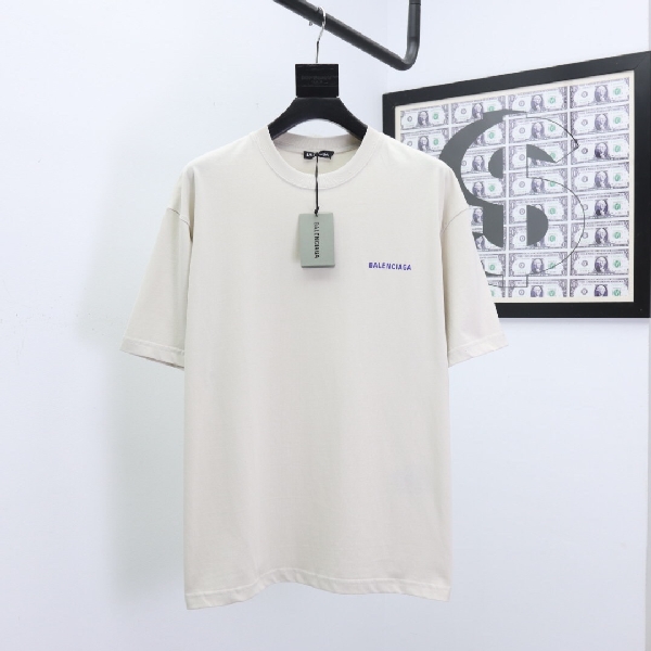 Replica Balenciaga T-Shirt Chest Logo in Cream