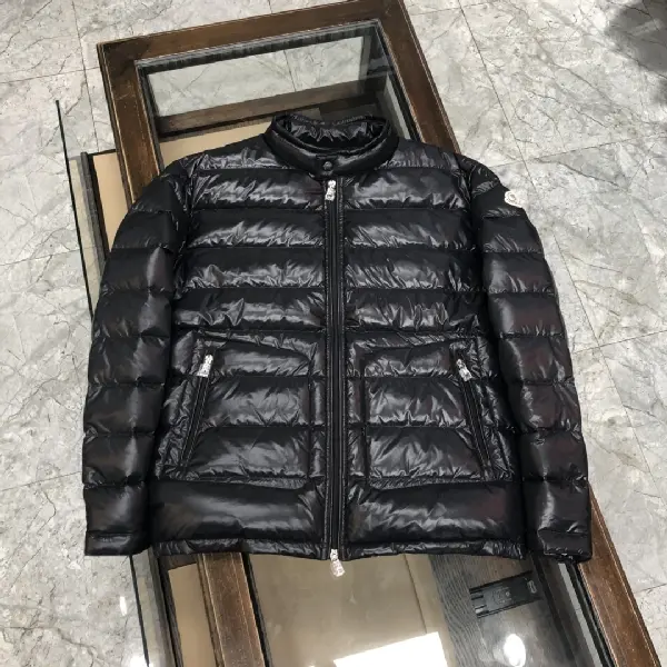 Replica Moncler top quality down jacket TS22927146