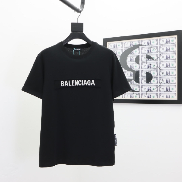 Replica Balenciaga T-Shirt Big Logo in Black