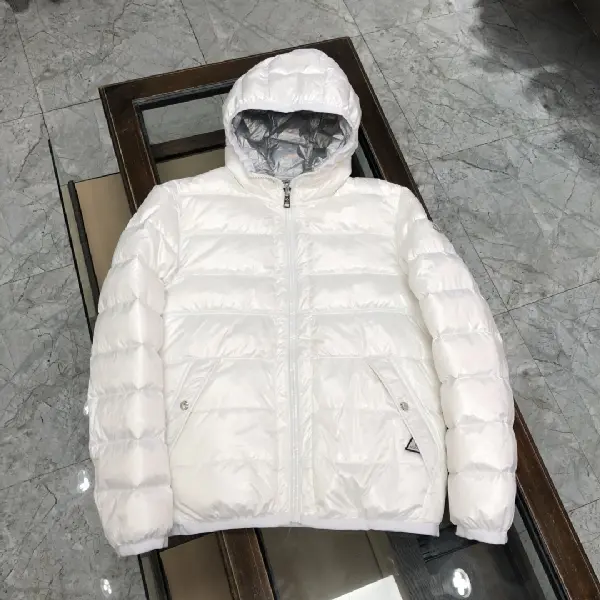 Replica Moncler Down Jacket in White