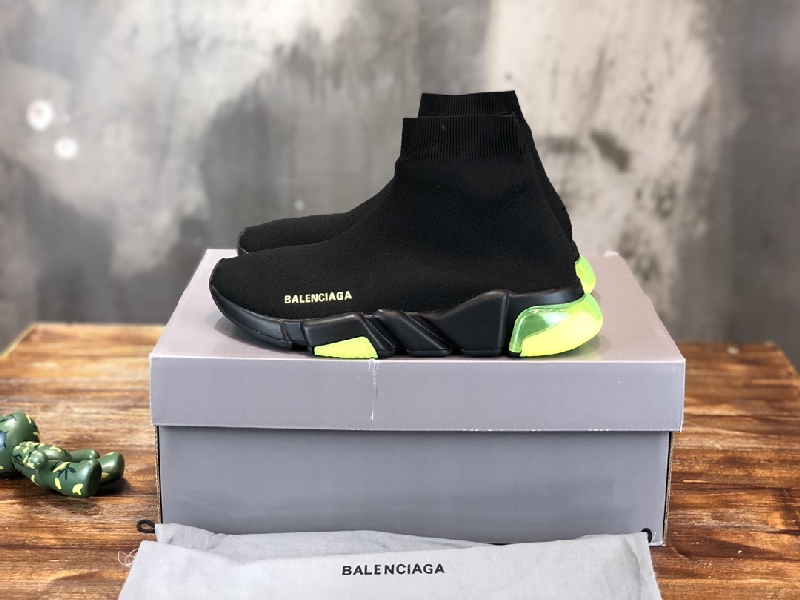 Replica Balenciaga Sneaker Speed Runner 2.0 in Black