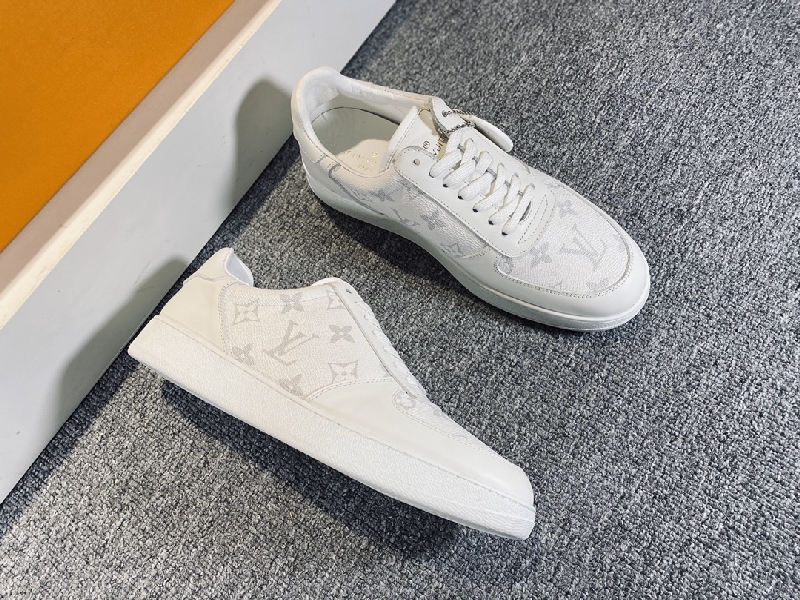 Replica Louis Vuitton Sneaker Rivoli in White